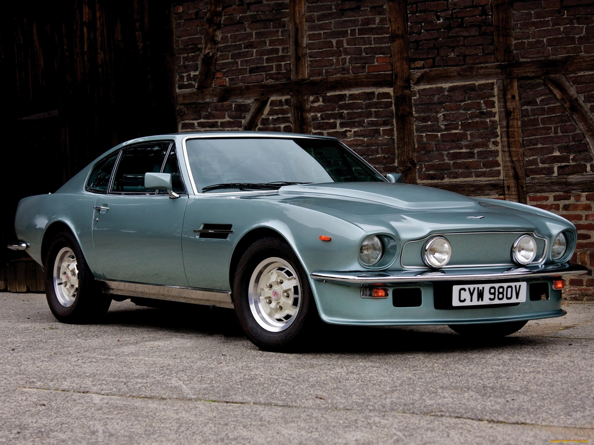 , aston, martin